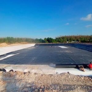 Độ bền của màng HDPE trong điều kiện thời tiết là vấn đề mà mọi khách hàng đều quan tâm