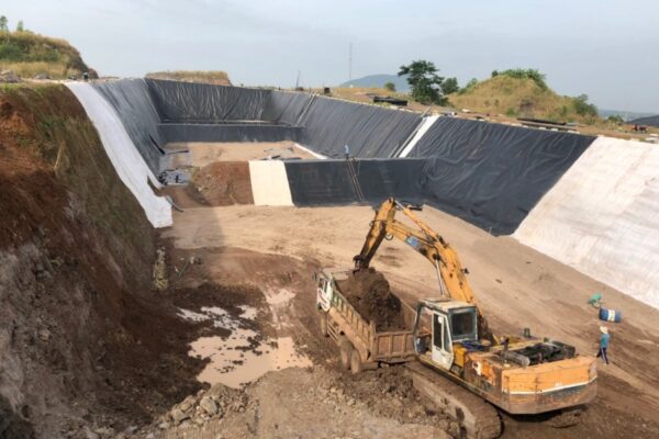 Thi công công trình màng chống thấm hdpe